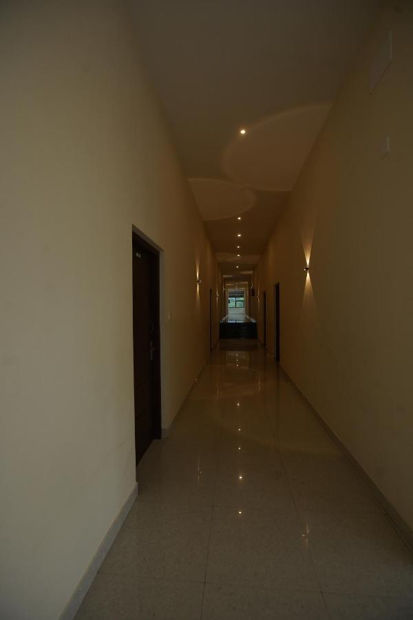 Hotel Psy Mettuppalaiyam  ภายนอก รูปภาพ