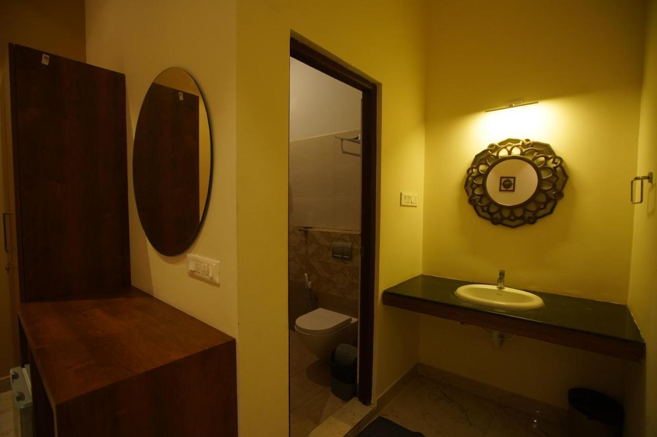 Hotel Psy Mettuppalaiyam  ภายนอก รูปภาพ
